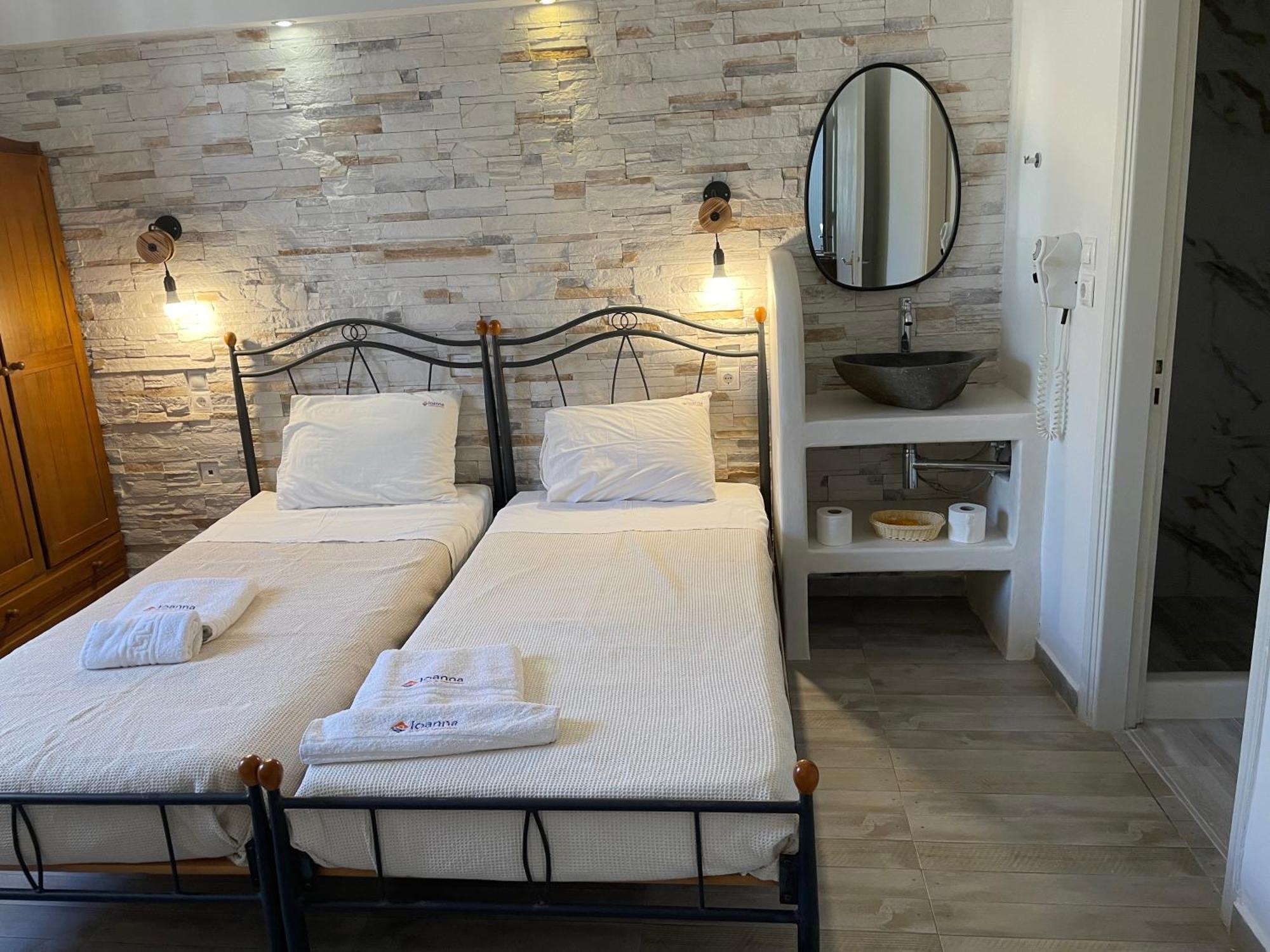 Ioanna Apartments 아기오스프로코피오스 외부 사진